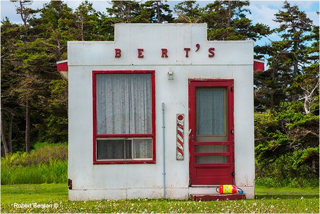 Bert's beach house PEI by Robert Berdan ©