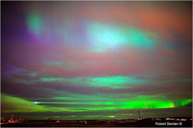 Aurora Borealis north of Calgary by Robert Berdan ©