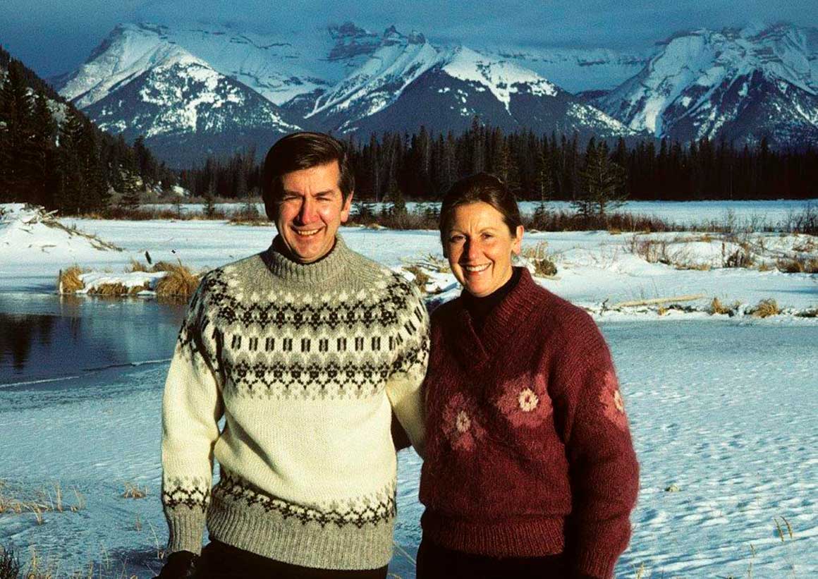 Hälle and Linda Flygare photographed at the Vermilion Lakes outside Banf