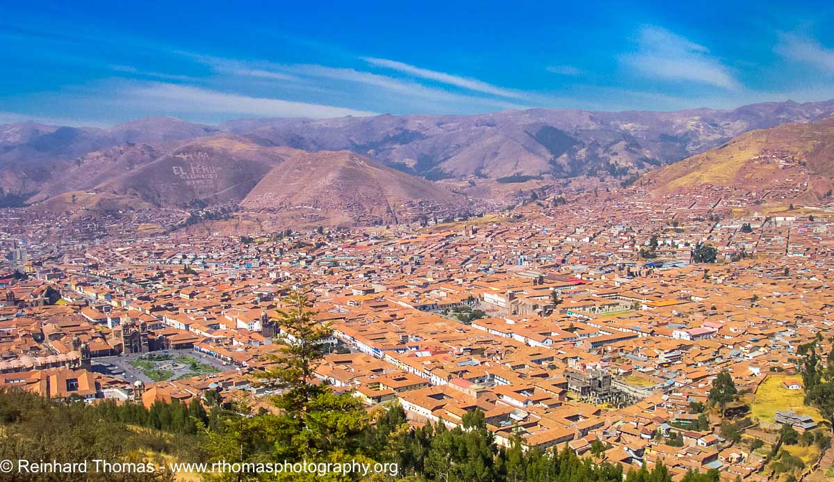 Cuzco from Sacsayhuaman by Reinhard Thomas ©