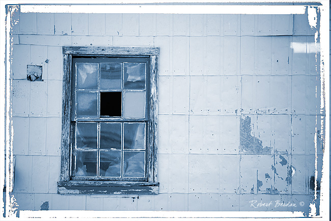 Broken window cyanotype by Robert Berdan ©