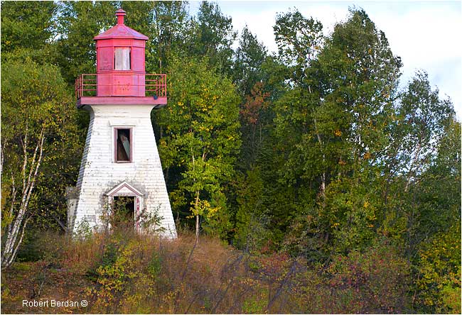 Coppermine Pt. Lighthouse, Lake Superior by Robert Berdan ©