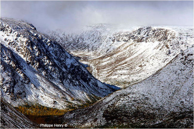 Gaspesie Mount Albert with first snow by Philippe Henry ©