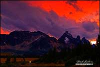 Sunset Rampart mountains Tonquin Valley by Robert Berdan